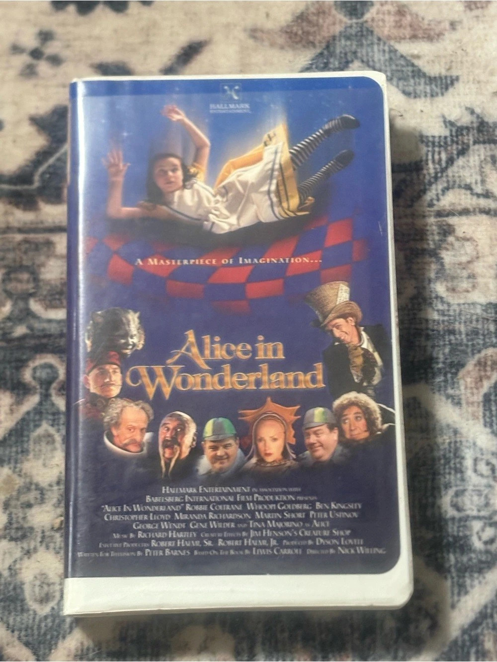 Warner Bros. Alice in Wonderland. VHS  Movie